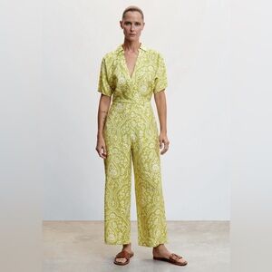 Mango NWOT Fluid Lime Green Printed Women’s Wide Leg Jumpsuit Size M Boho